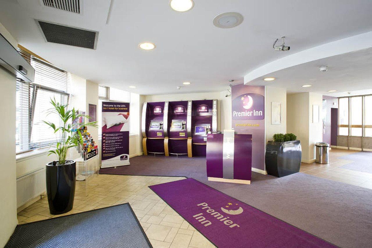 Premier Inn Glasgow City - George Square Exterior photo