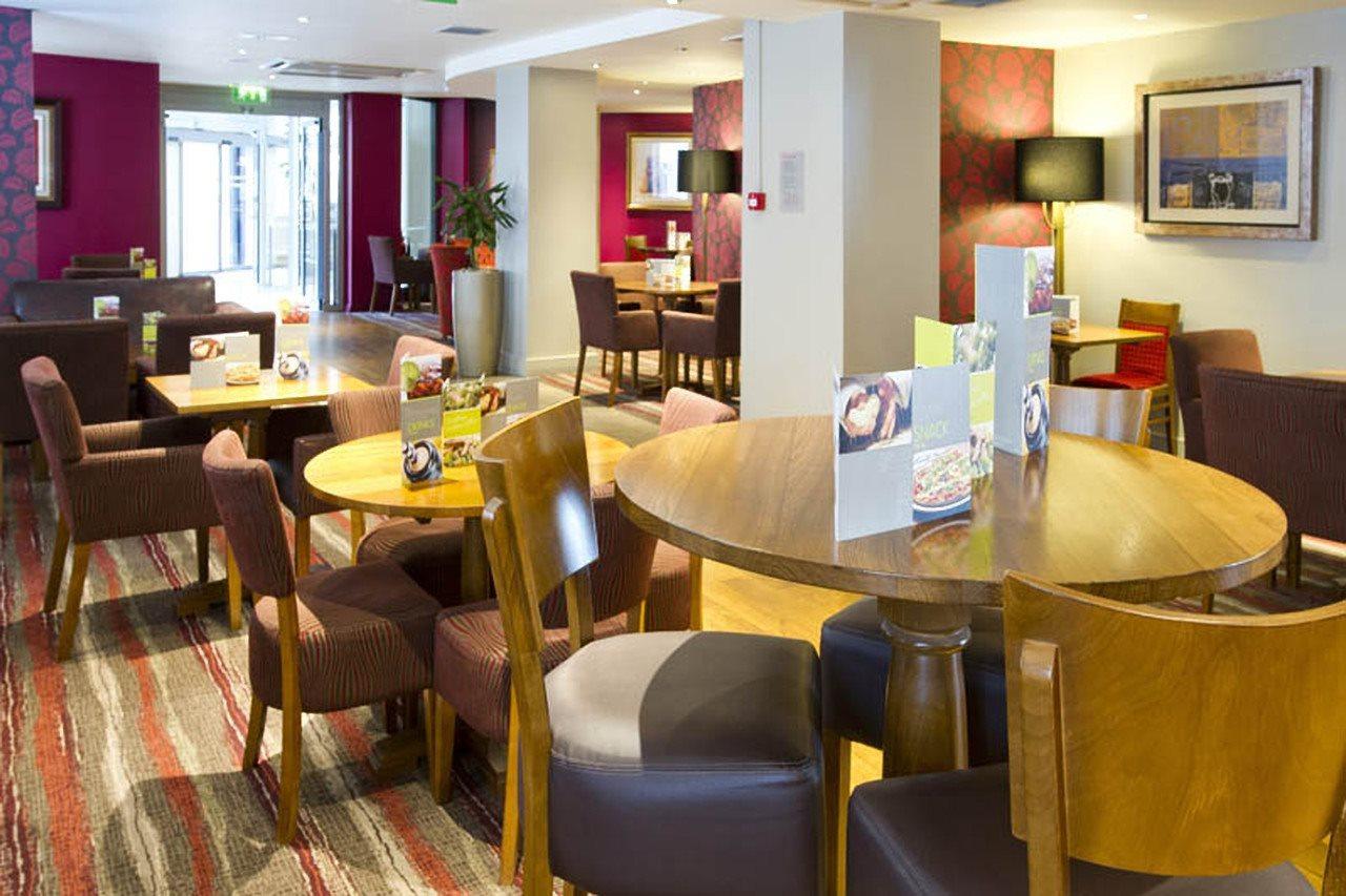 Premier Inn Glasgow City - George Square Exterior photo
