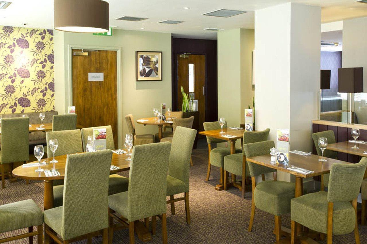 Premier Inn Glasgow City - George Square Exterior photo