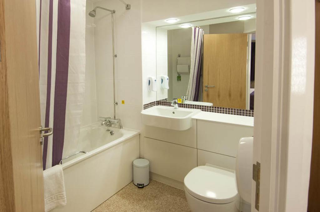Premier Inn Glasgow City - George Square Exterior photo