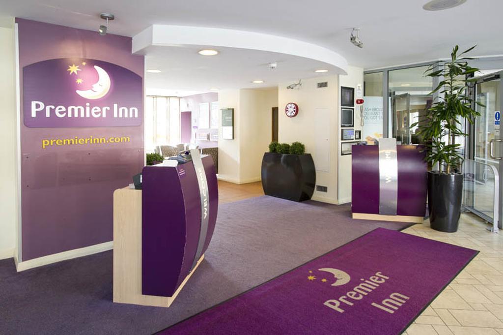 Premier Inn Glasgow City - George Square Exterior photo