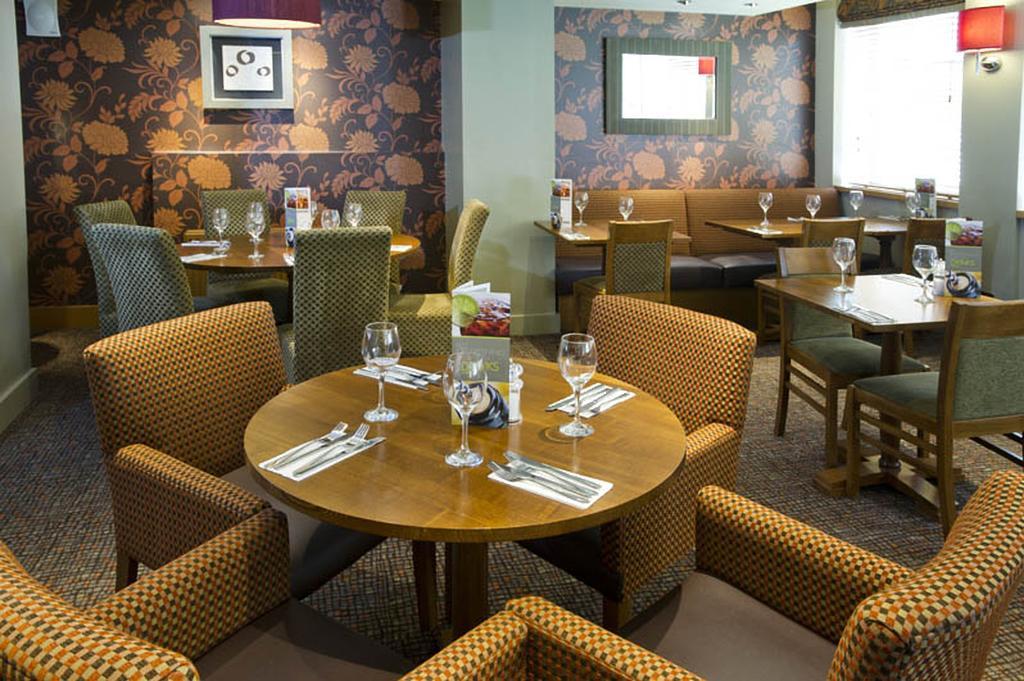 Premier Inn Glasgow City - George Square Exterior photo